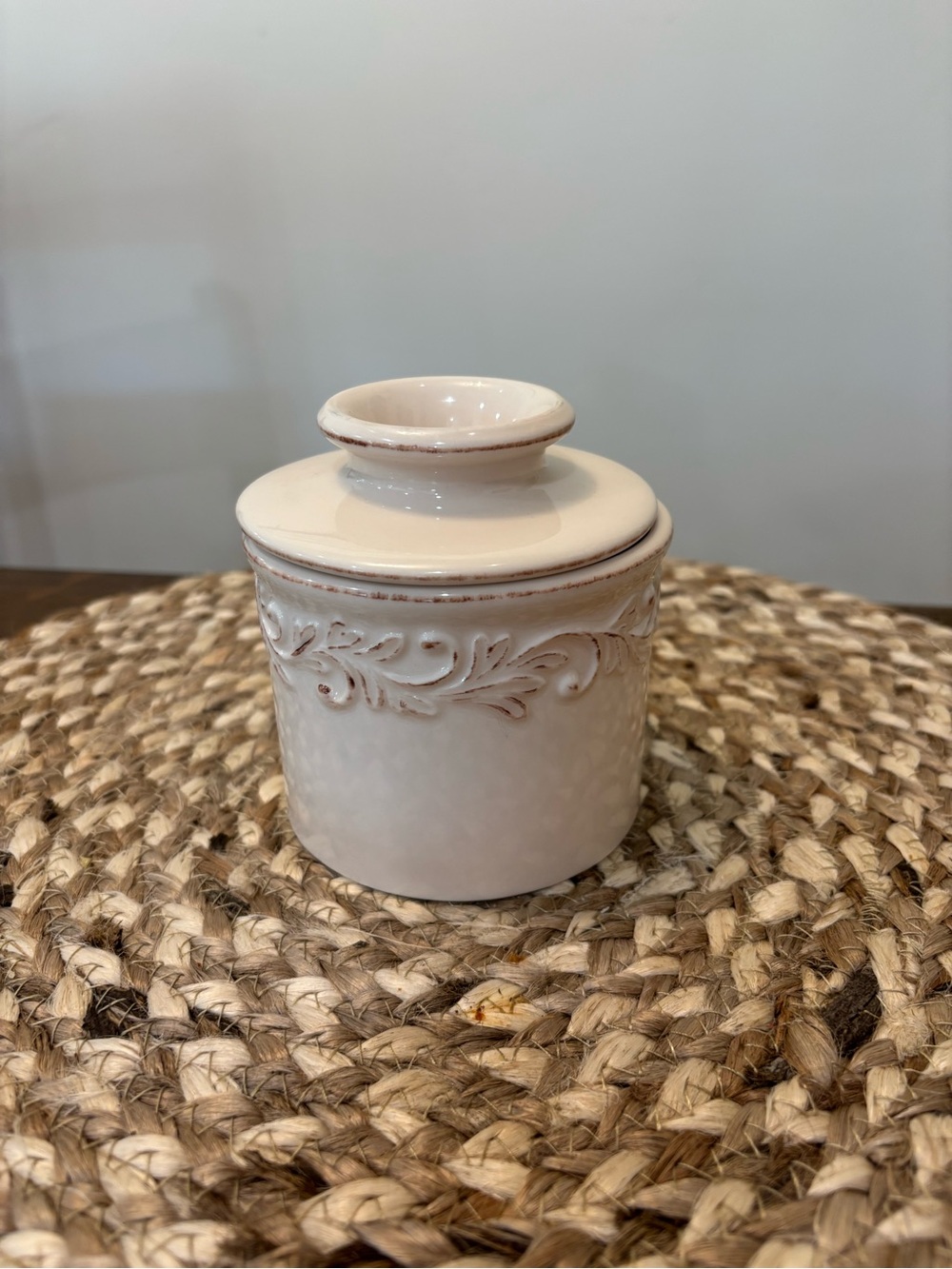 Ceramic Ivory Decorative Storage Jar with Lid